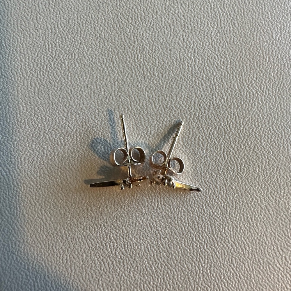 Sophie Ratner Crescent Studs - Picture 6 of 6